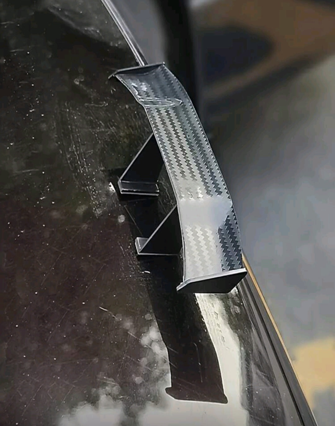 car spoiler ornament