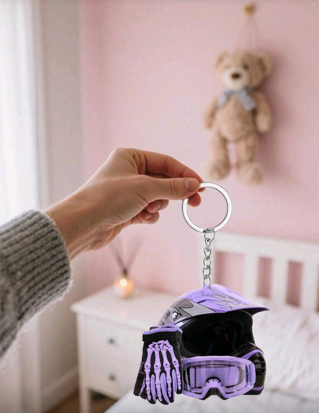 racing helmet key chain